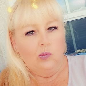 Meet your Posher, Sandy